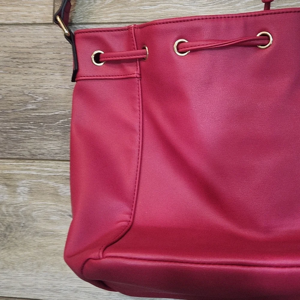 Huser Hot Pink Medium Bucket Bag Purse